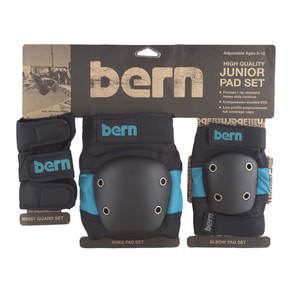 Přejít na produkt Chránič Bern Junior Pad Set blue on black 2017