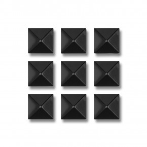 Prejsť na produkt Grip Gravity Pyramid Studs black 2020/2021