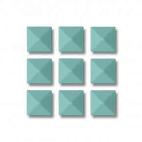 Prejsť na produkt Grip Gravity Pyramid Studs mint 2020/2021