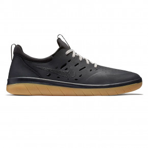 Prejsť na produkt Tenisky Nike SB Nyjah Free black/black-gum light brown 2018