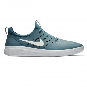 Přejít na produkt Tenisky Nike SB Nyjah Free thunderstorm/white-obsidian 2019