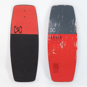 Prejsť na produkt Použitý wakeskate Ronix Electric Collective 2020