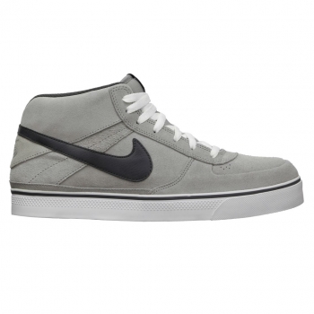 Nike 6.0 Mavrk Mid 2