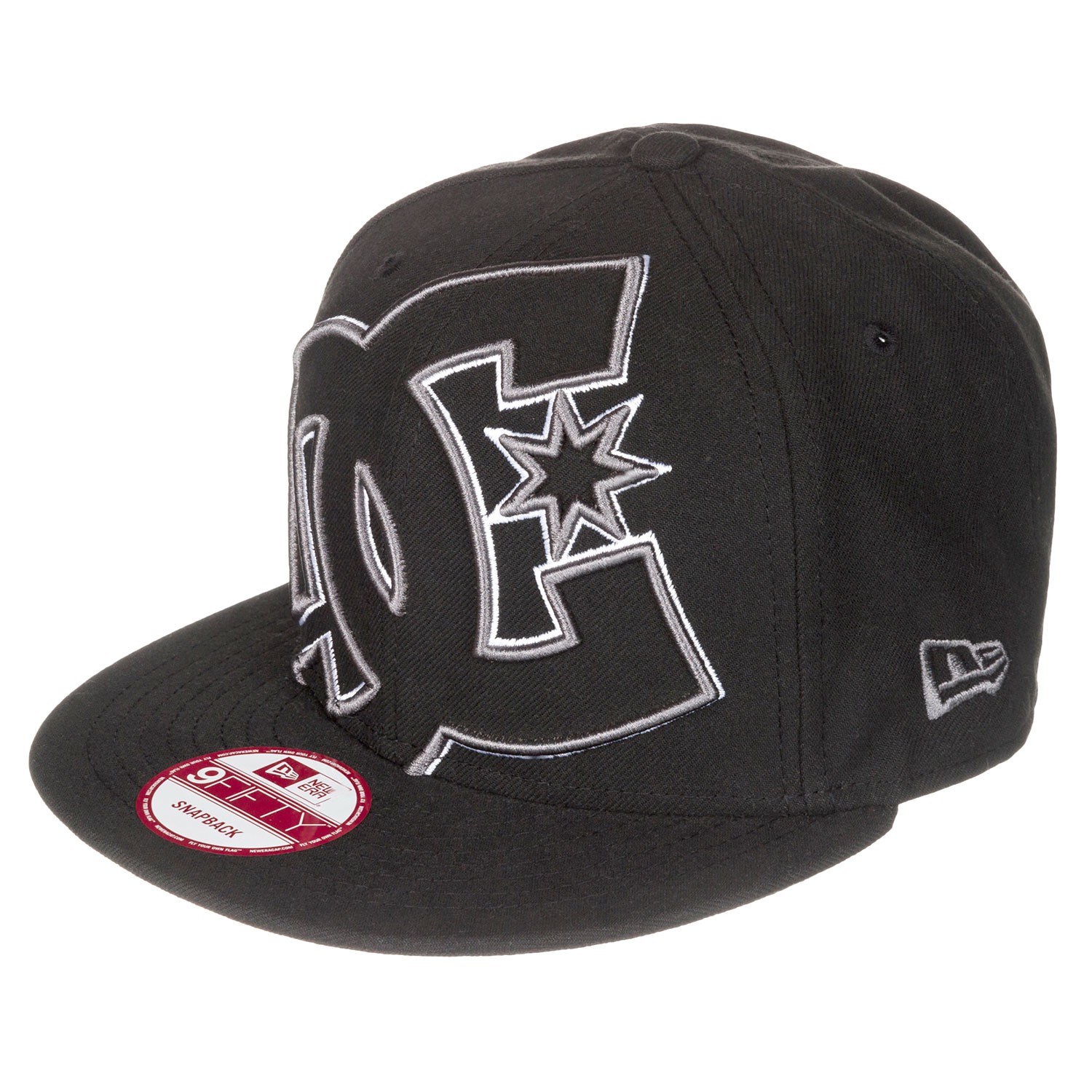 Кепка вверх. Кепка DC 9fifty. Бейсболка DC Shoes New era. DC Shoes бейсболки New era cap co. Кепка DC С колабрй New era.