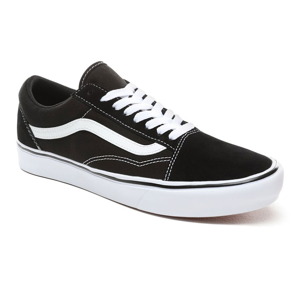 Skate shoes Vans Comfycush Old Skool classic black/true white ...